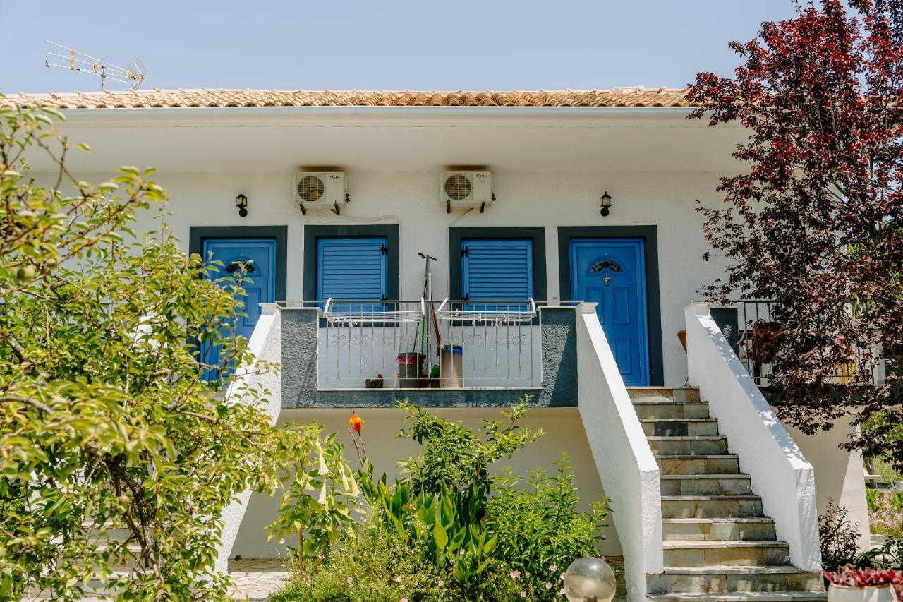 Villa Marina Pérdika Exterior foto